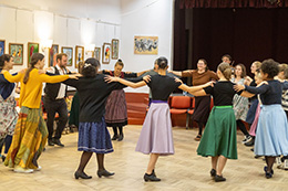 Gólyafészek Családi Táncház